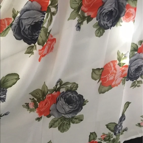 NWT JJ Perfection Double Layered Pleated Floral Chiffon Mini Dress Size Small - Picture 3 of 4